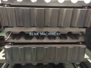 Автоматический автомат для резки для высокой линии штранг-прессования плиты крыши выхода застекленной ПВК